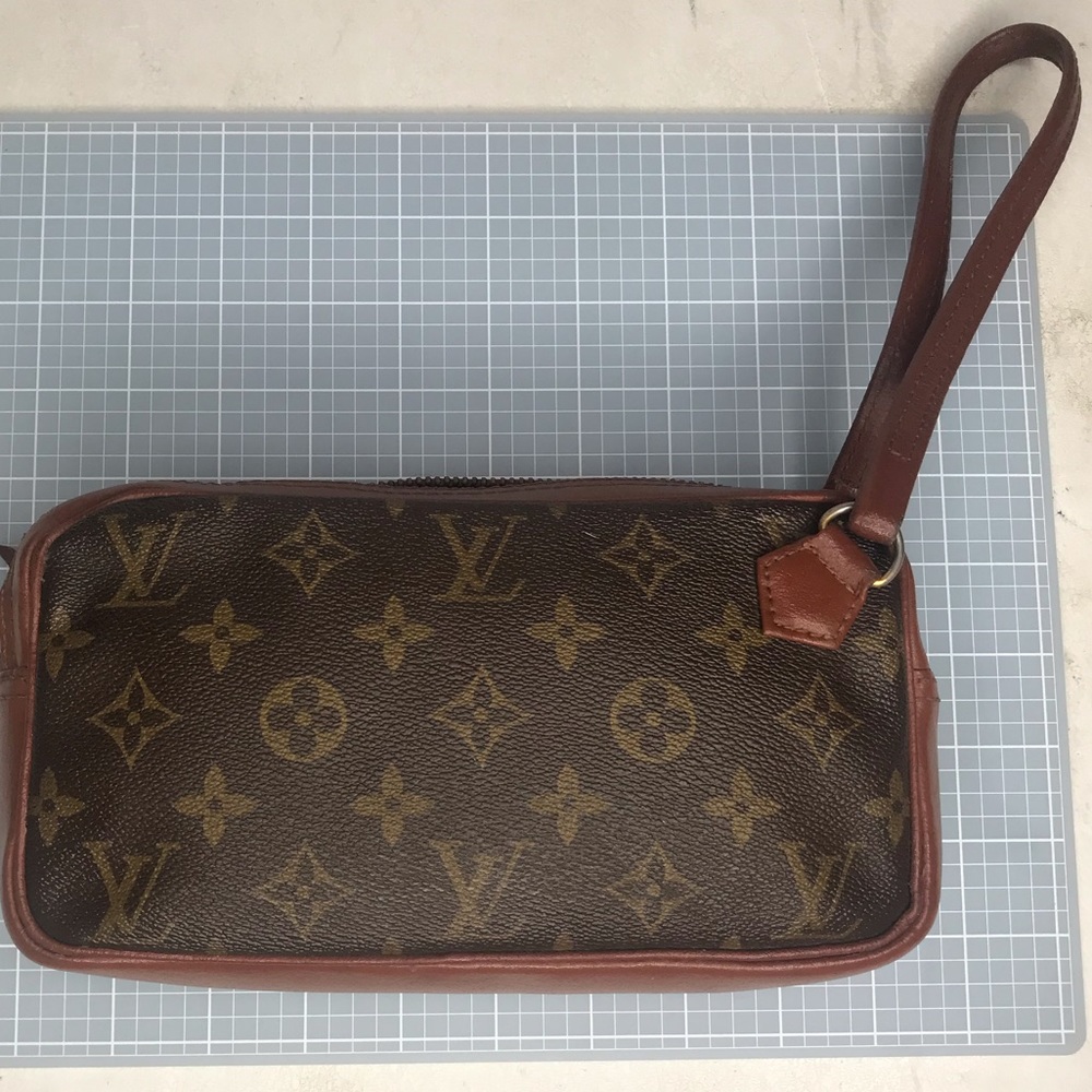 Louis Vuitton vintage Wristlet